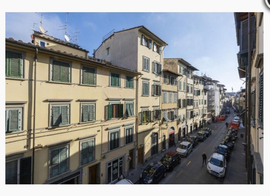 Tre Gigli Apartment, 5 Minutes From Station, Via Palazzuolo 55 Apartamento Florença