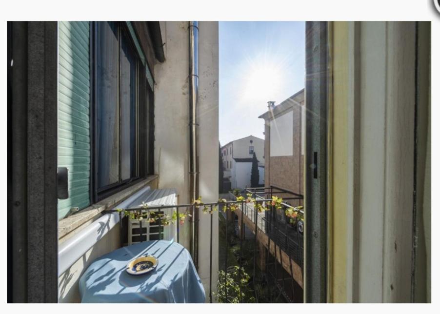 Tre Gigli Apartment, 5 Minutes From Station, Via Palazzuolo 55 Apartamento Florença